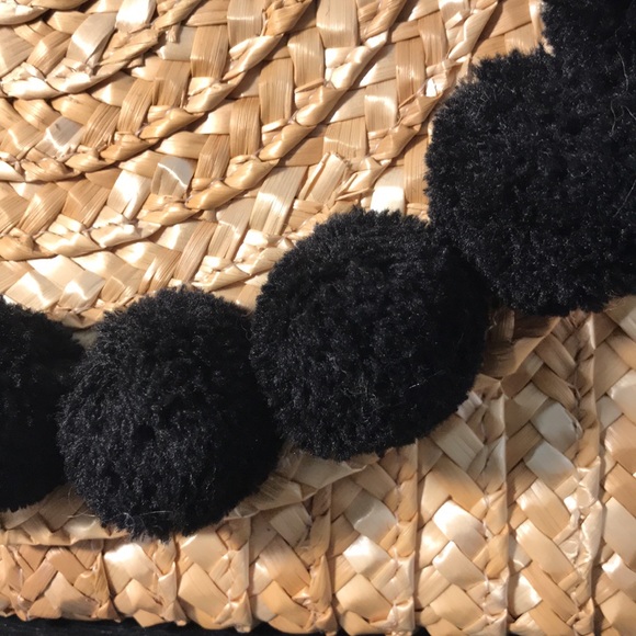 Francesca’s Accessories, Straw and Black Pom Clutch - Picture 2 of 7